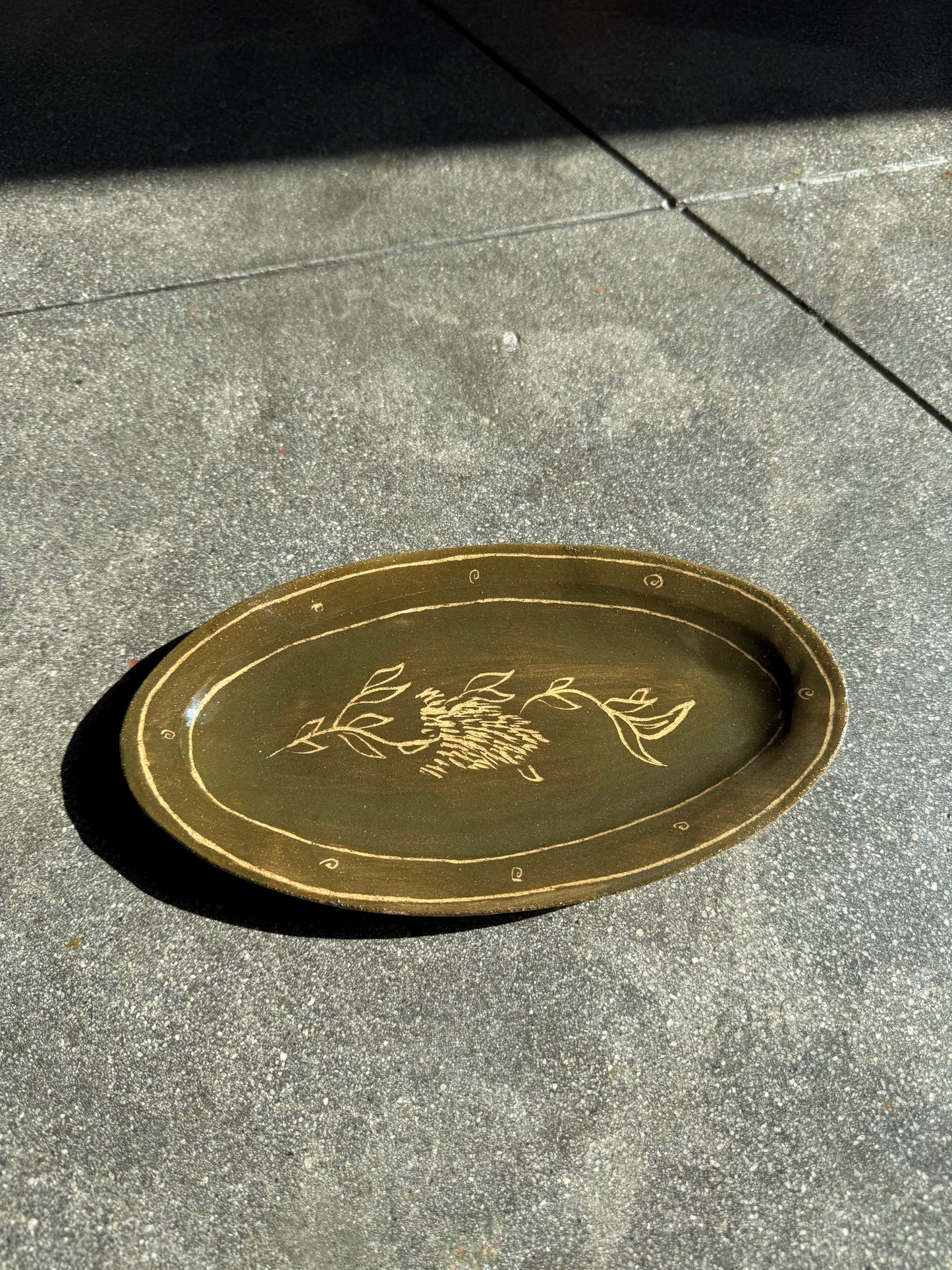 Green Flower Oval Bistro